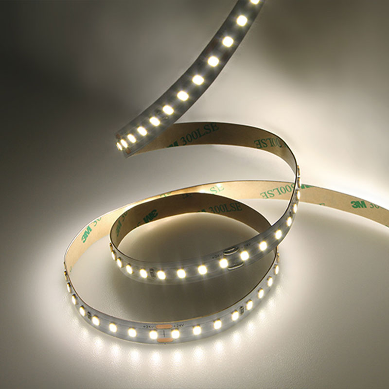 Venice series linear lighting in exhibition hall